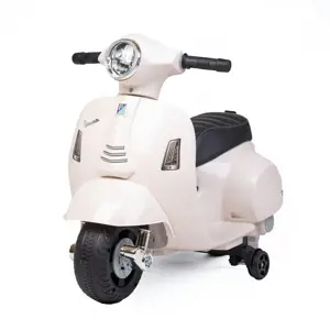 Produkt Baby Mix Dětská elektrická motorka Vespa, bílá