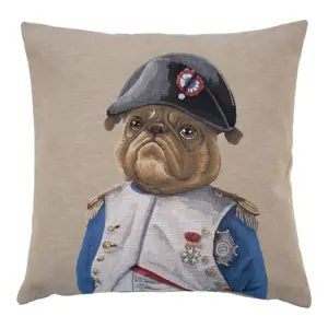 Produkt Béžový gobelínový polštář s motivem Buldočka v napoleonské uniformě - 45*15*45cm Mars & More