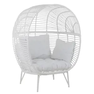 Produkt Bílé ratanové zahradní křeslo Lounge White Oval - 117*110*151 cm J-Line by Jolipa