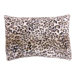 Produkt Bílo hnědý obdélníkový polštář Leopard - 40*60*15cm Mars & More