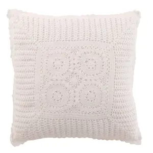 Produkt Bílý bavlněný polštář s krajkou Lace white - 43*10*43cm J-Line by Jolipa