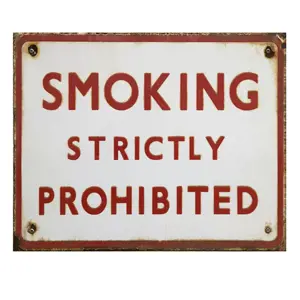 Produkt Nástěnná kovová cedule Smoking strictly Prohibited - 25*1*20 cm Clayre & Eef