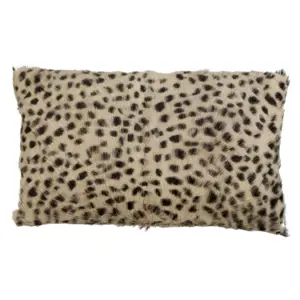 Produkt Obdélníkový polštář Leopard z kozí kůže - 50*30*10cm Mars & More