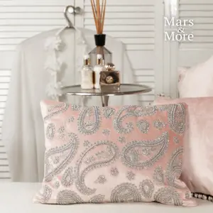 Růžový sametový polštář s ornamenty Paisley blush pink - 45*15*35cm Mars & More