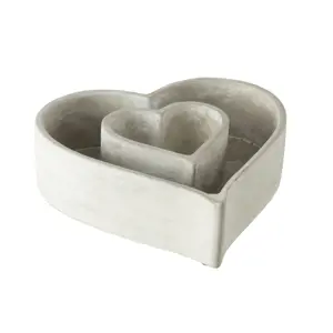 Šedý antik cementový květináč ve tvaru srdce Heart - 22*22*6 cm J-Line by Jolipa