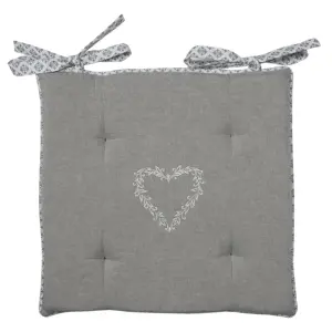 Produkt Šedý bavlněný podsedák s výplní a srdíčkem Lovely Heart - 40*40*4 cm Clayre & Eef