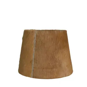 Produkt Světle hnědé stínidlo na lampu z hovězí kůže - 15*20* h 15cm Mars & More