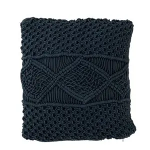 Produkt Tmavě modrý polštář s výplní Macrame - Ø 45*10 cm J-Line by Jolipa